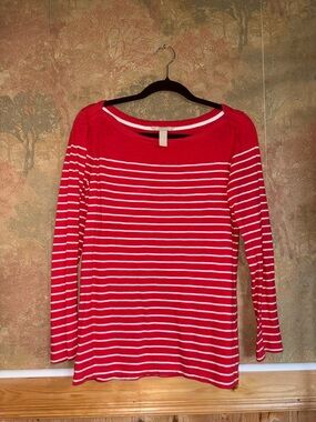 Banana Republic ~ Red Stripe Longsleeve